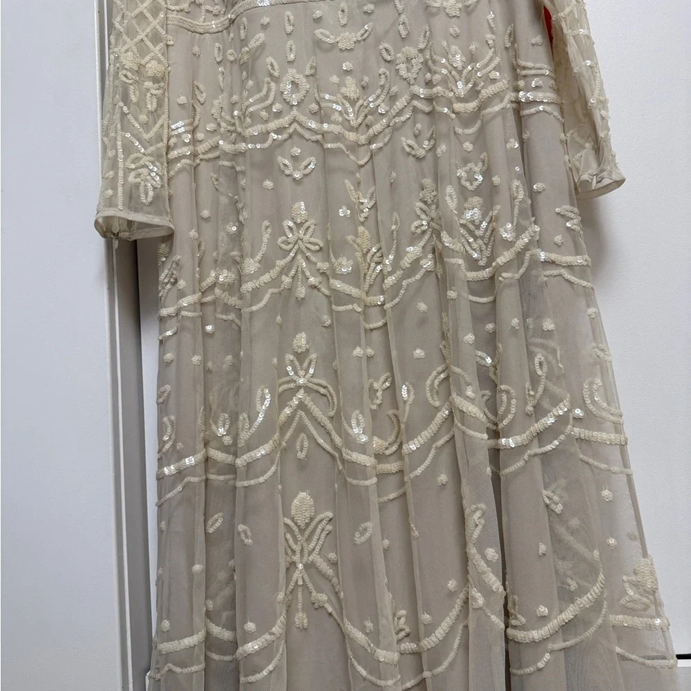 NWT | Mac Duggal Nude Sequined High Neck Long Sleeve Midi Dress Size 16 - Picture 10 of 13